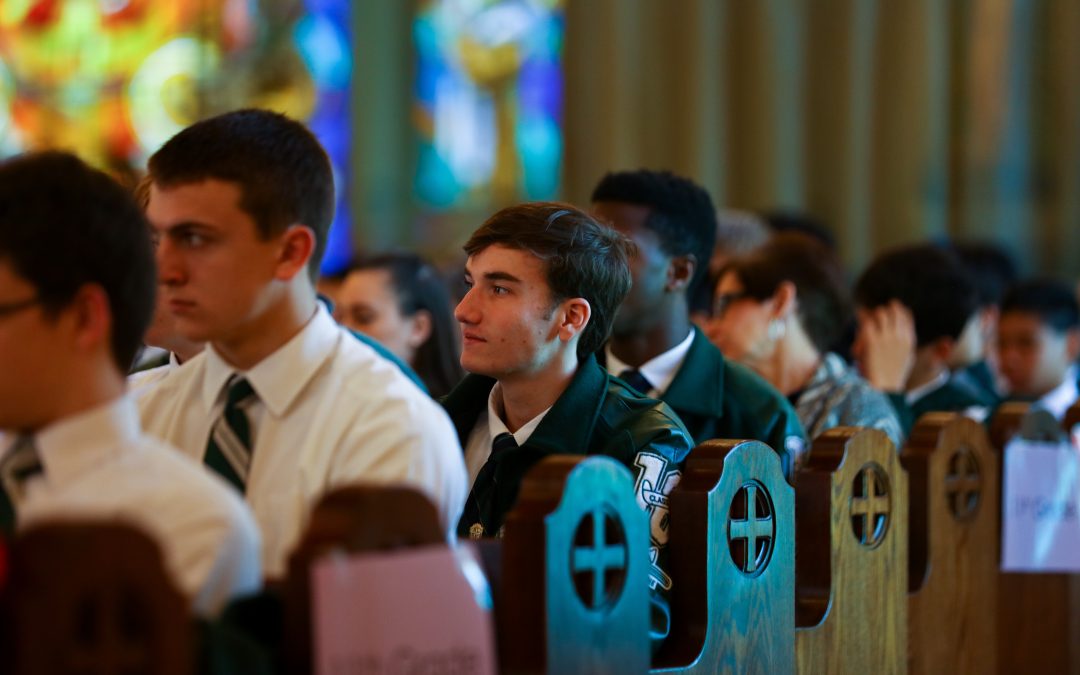 Huge Crowd Gathers at Annual Dinner to Support Catholic Education
